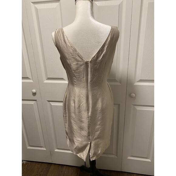 Gilar 100% Silk Fitted Hourglass Silhoutte Lined Sheath Dress Beige -Size 6 - Picture 4 of 14